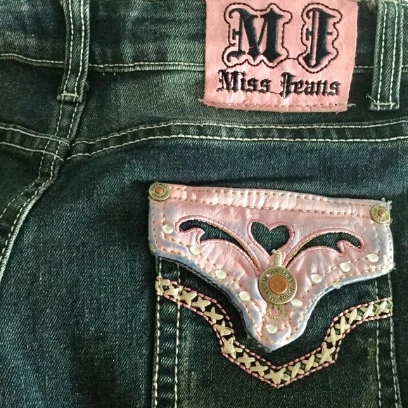 Girl's denim shorts - Picture 4 of 4